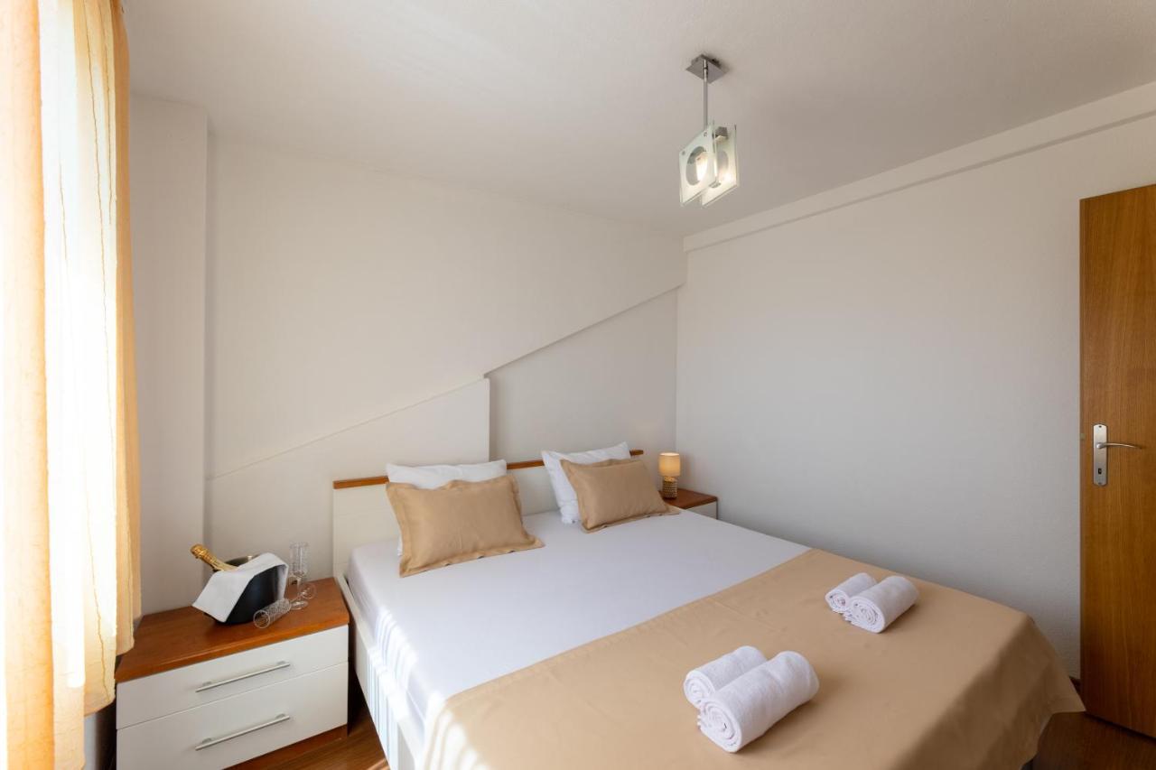 Apartments Vranjic Трогир Экстерьер фото